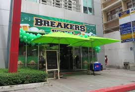 バー バンコクでサッカー日本代表戦が見れるお店 Breakers ブレーカーズ バンコク Spa スパ の花道 年版