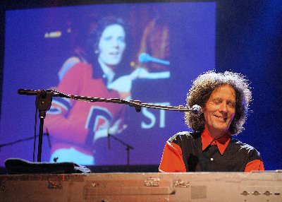 さ*ん様 【レア】織田裕二 ODA LIVE TOUR 2001 ポストカード5 Tomorrow Today / トゥモロウ トゥデイ（Gilbert O'Sullivan