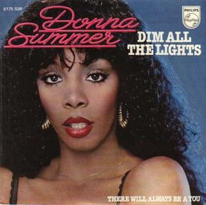 Dim All The Lights / ディム・オール・ザ・ライト（Donna