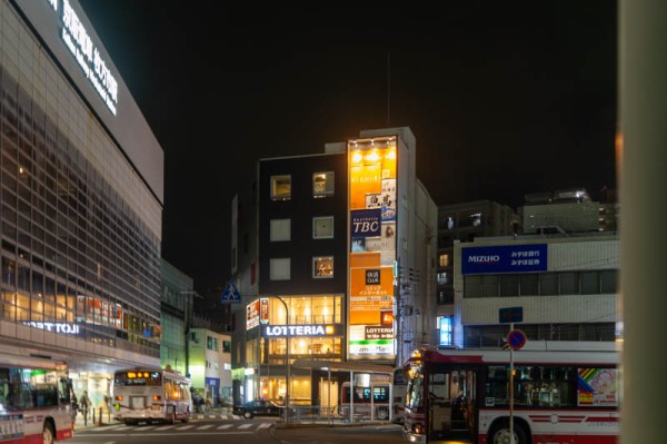 枚方市駅そばにつくってた居酒屋 濱焼北海道 魚萬 がオープンしてる 枚方つーしん