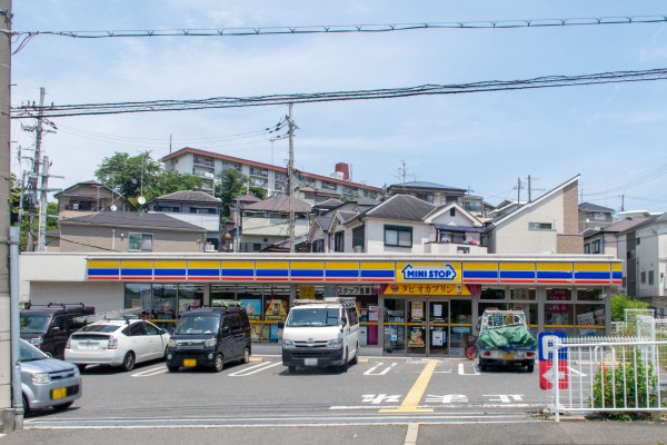 山之上のミニストップが24時間営業じゃなくなってる 枚方つーしん