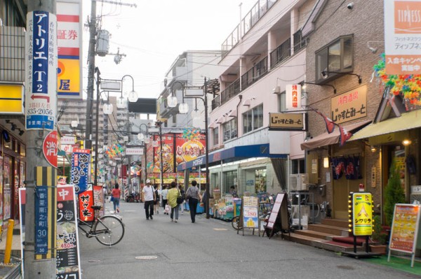 香里園につくってた 焼肉酒場じゃすとみーと がオープンしてる 枚方つーしん