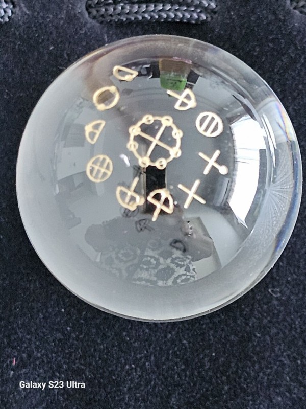 発振針用水晶30mm丸玉にカタカムナ文字彫刻