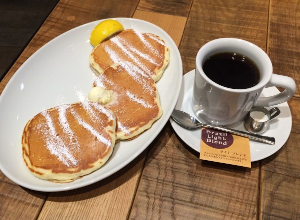 焼きたてのハワイアンパンケーキ ラナイカフェ イオンモール名古屋茶屋店 いつもどこかで