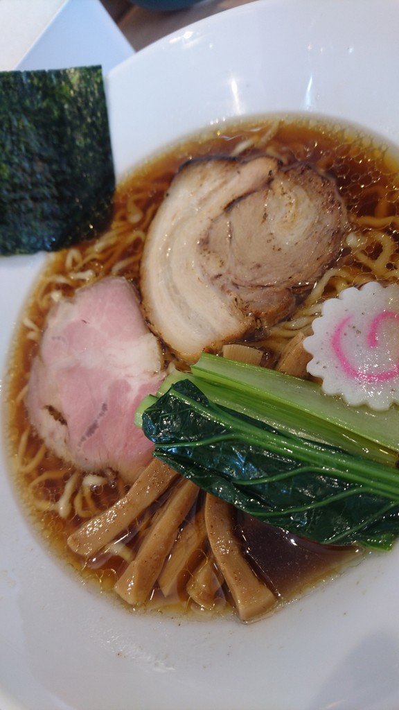 ラーメン歩く花 鶏だし醤油ラーメン 愛知県豊橋市牛川通 らぁめん大好きブログ ヒロ