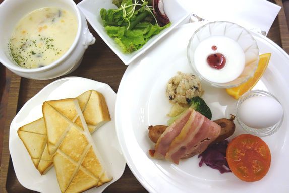 ホテルトラスティ名古屋栄の朝食 けいすけ肉そば ぶらり金沢駅