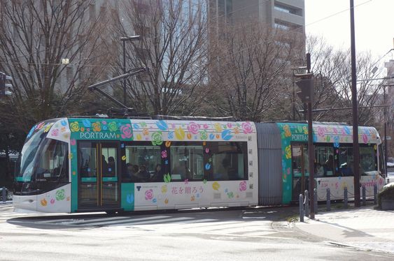 Ecoマイカでセントラム 炙りチャーシュー専門店 黄金の豚 ぶらり金沢駅