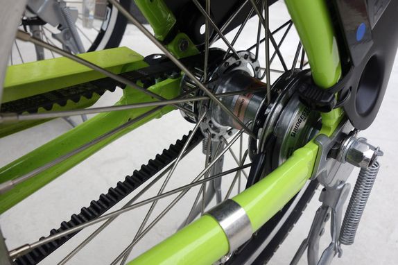 電動アシスト自転車「まちのり」で金沢桜めぐり～自転車シェアシステム 