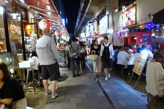 街の肉バルbuff 大阪の福島は肉ワールド ぶらり金沢駅