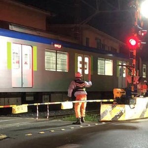 東武アーバンパークライン 塚田駅で人身事故 電車にめっちゃ血ついてる 東武野田線 電車遅延9 7 驚愕 事件 事故 犯罪の数々