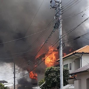 火事 愛知県一宮市多加木4丁目で爆発を伴う大規模火災 火柱が上がってる 7 1 驚愕 事件 事故 犯罪の数々