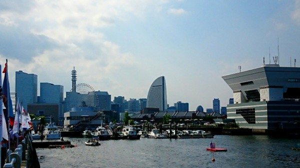 チョイワル散歩 アド街 に影響されて 横浜 山下公園通り 中華街 デパ地下バイヤーのチョイ悪日記