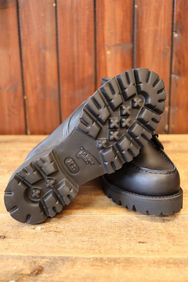 昨日発売開始となったRED WINGたち^^ : バイクウェアとアメカジ