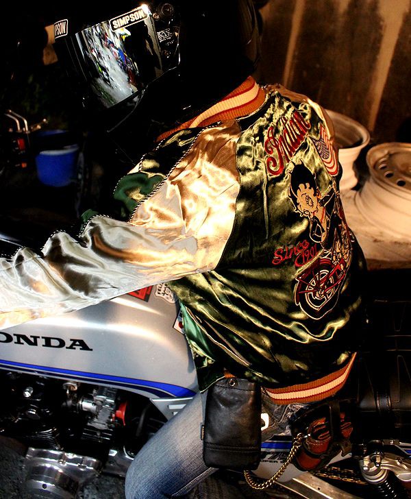 気に成って仕方がない、今期のスカジャン☆ : バイクウェアと