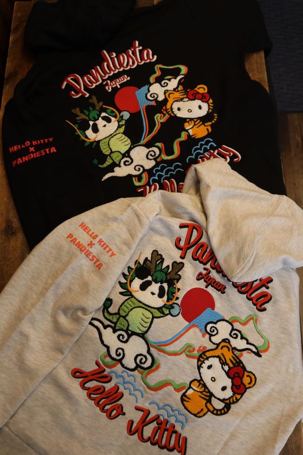 キティとパンディエスタがコラボした龍虎フルZipパーカーが入荷