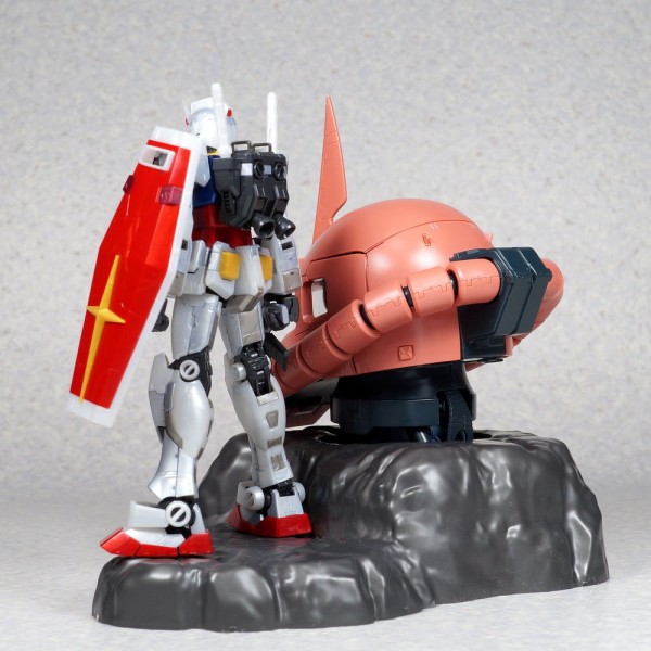 機動戦士ガンダム35th ガンダム & シャア専用ザクヘッド