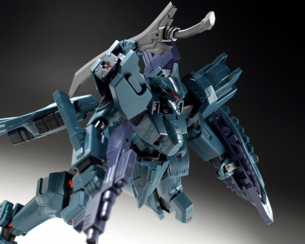 MiG-23 チボラシュカ ベアトリクス・ブレーメ機 製作03 パチ組み