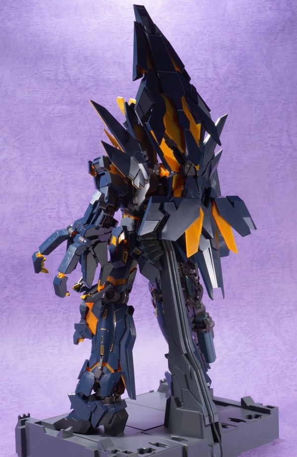 PG 1/60 拡張ユニット アームド・アーマーVN/BS 製作01 開封