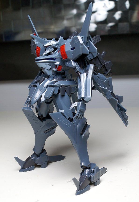 1/144 Su-47E ビェールクト 製作03 パチ組み完成！ : こーのーどちゃか