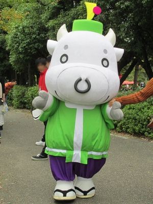 京都市上京区のマスコットキャラクター かみぎゅうくん 北摂百貨天 ご当地キャラ展示室