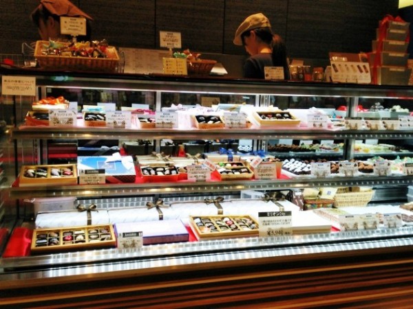 ベルギーチョコのレオニダス千里中央店 北摂なび Blog