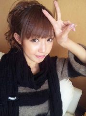 元akb川崎希は結婚してた 夫は ブランドとネイルサロンの年収は シゲさま V ｓ ｉｎｆｏｒｍｅｒ