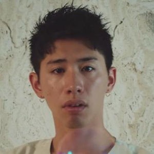 アスリートに歌手 俳優も アーティストの Mv に登場する有名人 Happyの種