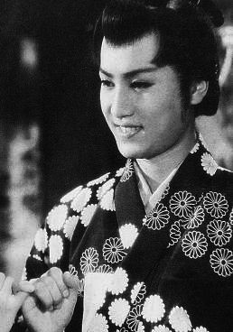 729 萬屋錦之介墓 鎌倉市十二所512 鎌倉霊園 本牧jack 意外と身近にある歴史散歩 日々是好日 心灯 頬笑