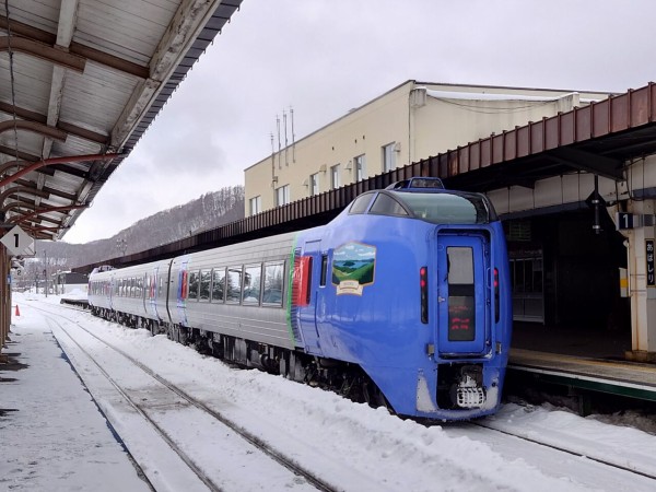 流氷を見ながら網走へ行き、今は特別快速になってしまった特急大雪に