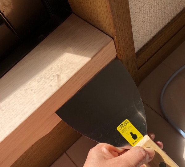 カビだらけの窓の木枠補修 ダイノックシート編 ほわわん子育て絵日記 Powered By ライブドアブログ