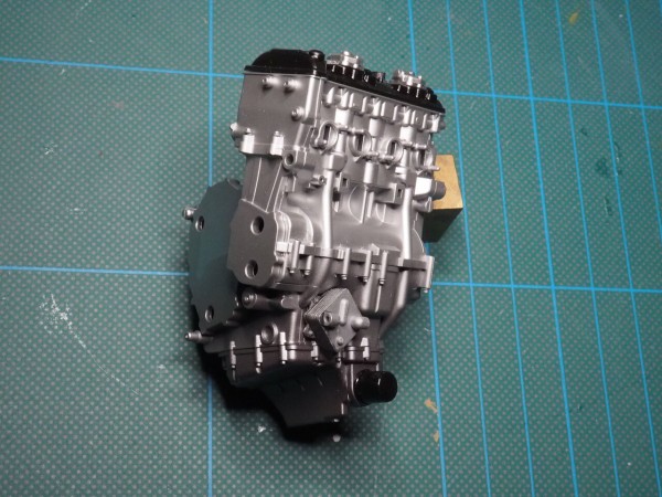 作る MENG Model カワサキNinja ZX-10R 1/9「その2 Step1-6」 : 299の