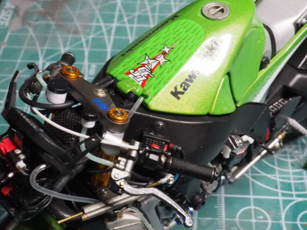 作る タミヤ KAWASAKI Ninja ZX-RR 1/12「その15 完成・・・とトラブル