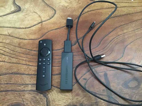 Amazon Firetvstickでテレビを見ると音声リモコンが便利すぎる 毎日楽しく頑張ろう