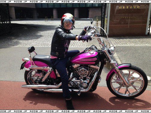 スピードワゴン井戸田 450万かけたバイクが まとめサイト で酷評され怒り心頭 ブラッド ファーザー イベントで H Dream