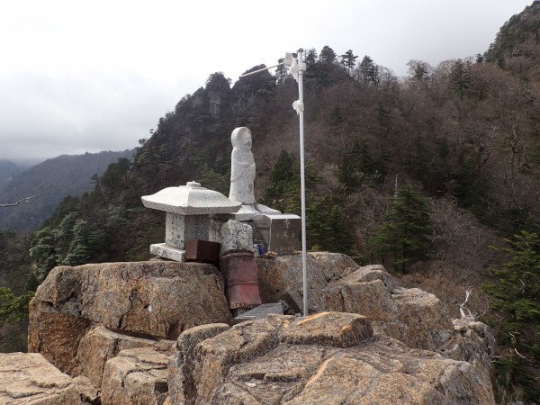 四国遠征 石鎚山 天狗岳までいったぞぉ ぷち登山