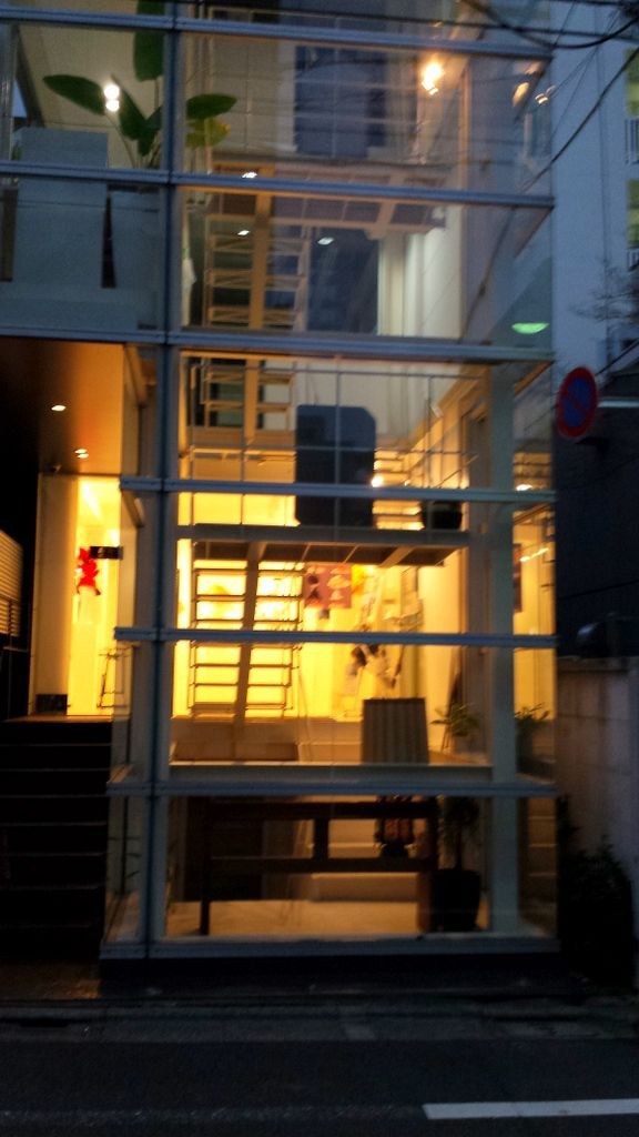 中目黒 Mdpギャラリー 菅本智個展 What S Inside Our Heads を観に行ってみた とっても迫力があって美しい作品にため息の巻 一丸東京 Ichiguntokyo のblog