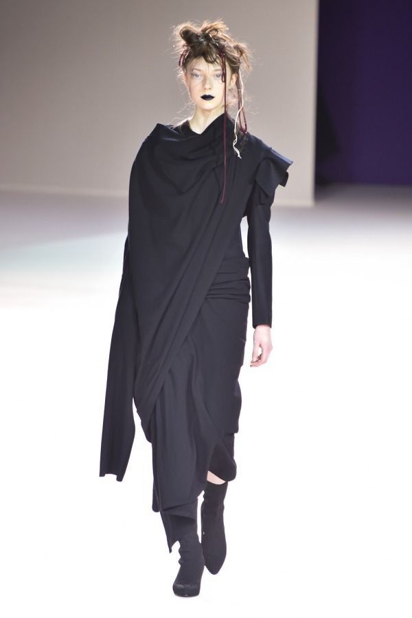 2019-2020AW パリコレクション ヨウジヤマモト（YOHJI YAMAMOTO）が 