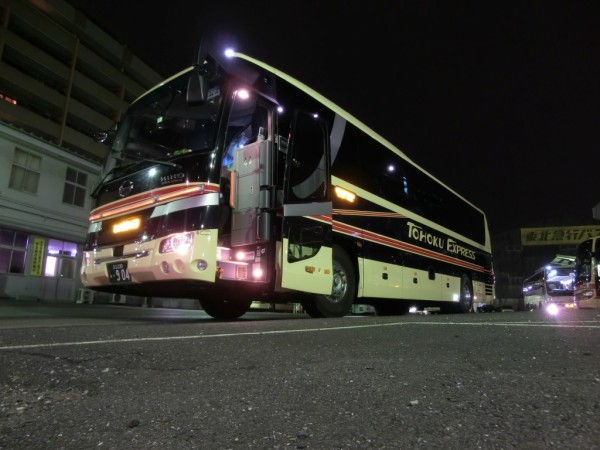 f 安い スニーカー 東雲 車庫 行