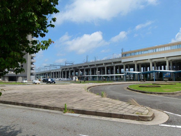 厚狭駅南口駐車場 こんな町に越してきた３