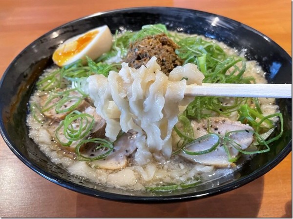 ヤバイラーメン HINOKURUMA＠藤沢 : 麺好い（めんこい）ブログ Powered