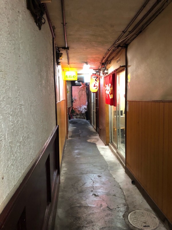 締めは京都らしく 会館飲み で焼き鳥を 立ち飲みてら 四条大宮 ちびっこ酒場放浪記 関西