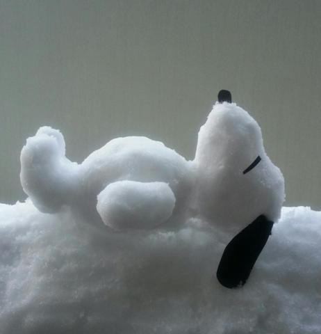 雪ダルマー すごい雪だるま まとめ16年 各地で発見された 雪だるま をまとめました 無料で読める漫画速報 ワニ速