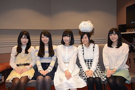 ご注文はうさぎですか 佐倉綾音さんらキャスト5人が 声優アニメディア 6月号表紙を飾る アキバジゴク