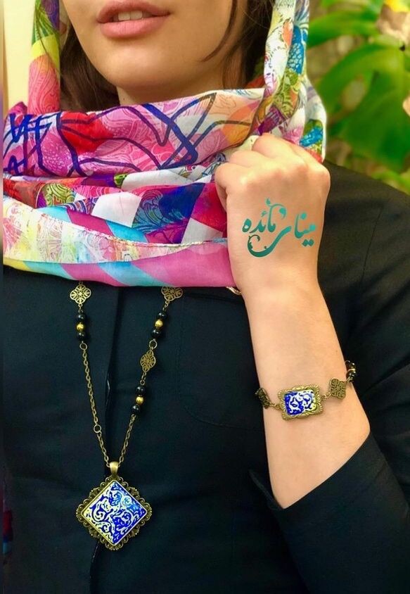 伝統工芸品ミーナカーリー職人のマーエデさん : 東京・イラン見聞録
