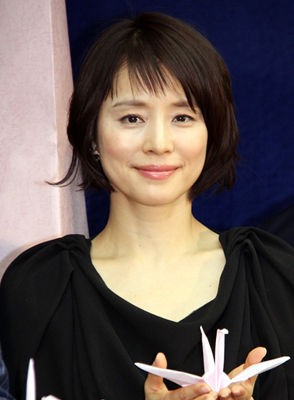 実は 未婚 と聞いて驚く女性芸能人ランキング 1位石田ゆり子 2位は中島みゆき 3位は深津絵里 ランキングアレコレ2chまとめ ランコレ