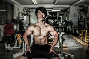鈴木佑輔選手のベンチプレス強化法 Ironman Blog