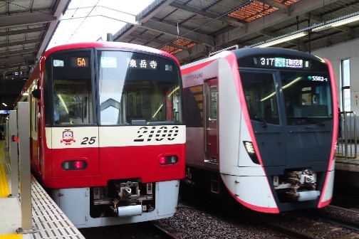 京急 快特3本 泉岳寺行 羽田空港行 三崎口行 Trains And Flight