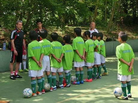 ピエール リトバルスキーのサッカー教室 Osaサッカースクール 星槎湘南大磯キャンパス Seisa ブログ白南風 しろはえ 星槎湘南大磯キャンパス Seisa