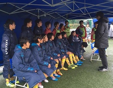 後輩の声が雨の中で心に響き 第25回関東大会女子サッカー選手権大会準優勝 星槎国際高校女子サッカー部 Seisa ブログ白南風 しろはえ 星槎湘南大磯キャンパス Seisa