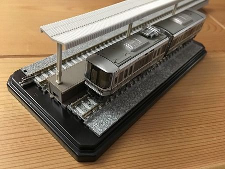 Amazon.co.jp: Bトレ小型車両用ジオラマ 円柱型展示ケース付